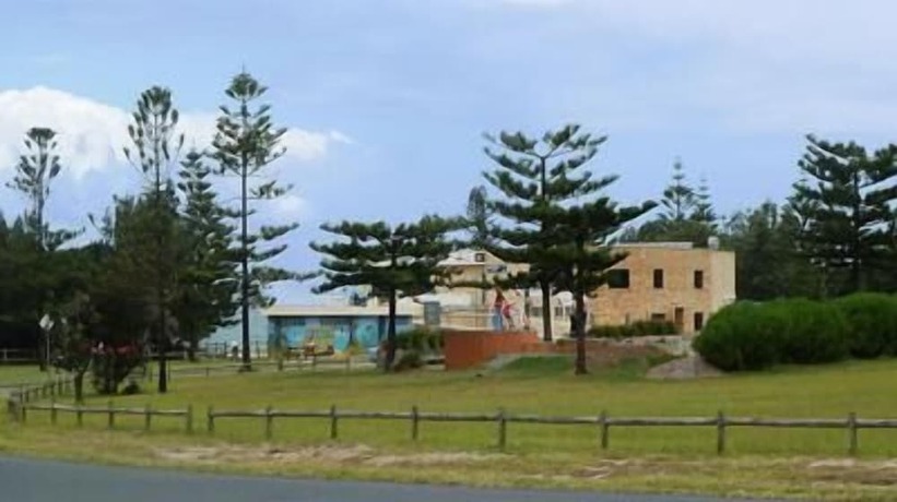 Imagen general del Hotel Lanis on the Beach - Old Bar. Foto 2