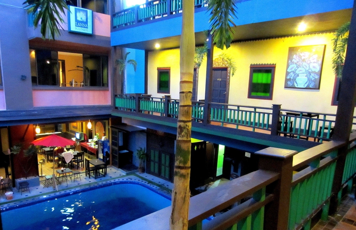 Imagen de la piscina del Hotel Lanna Boutique Resort Chiangmai. Foto 11