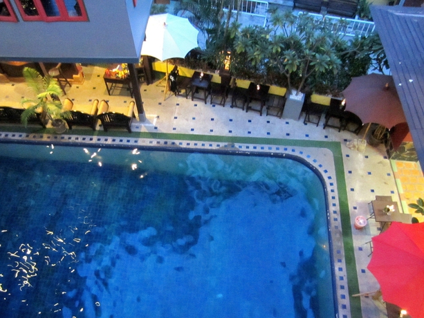 Imagen de la piscina del Hotel Lanna Boutique Resort Chiangmai. Foto 15