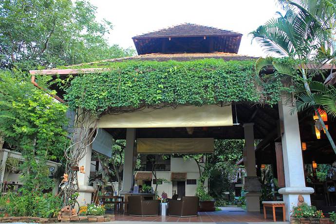 Imagen de los interiores del Hotel Lanna Dusita Riverside Boutique Resort. Foto 7