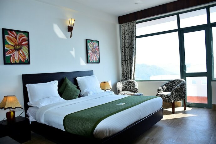 Imagen general del Hotel Lans Castle. Foto 10