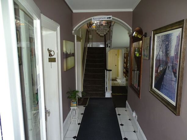 Imagen general del Hotel Lansdowne hotel. Foto 8