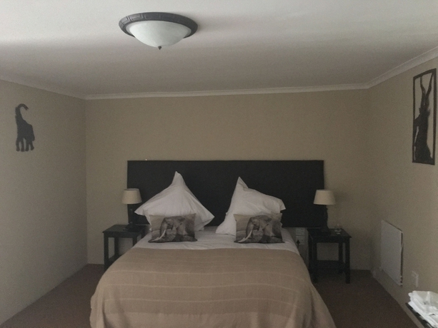 Imagen de la habitación del Hotel Lanseria Country Estate. Foto 8