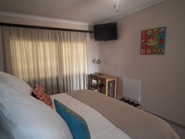 Imagen de la habitación del Hotel Lanseria Country Estate. Foto 10