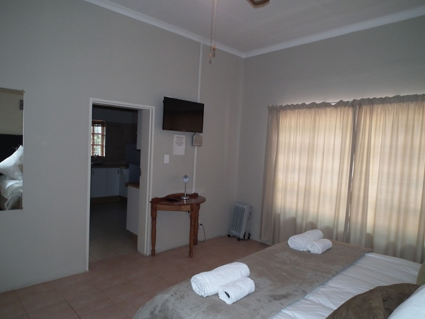 Imagen de la habitación del Hotel Lanseria Country Estate. Foto 12