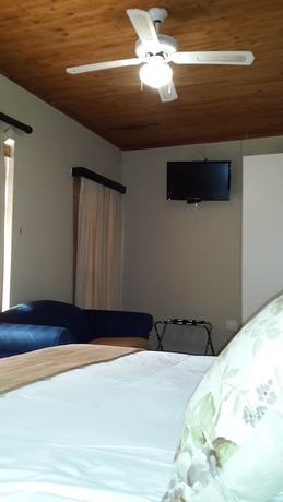 Imagen de la habitación del Hotel Lanseria Country Estate. Foto 17