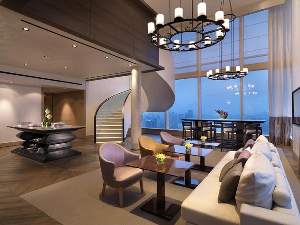 Imagen de la habitación del Hotel Lanson Place Bukit Ceylon. Foto 9