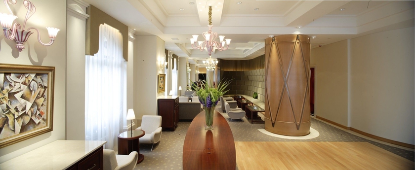 Imagen de los interiores del Hotel Lanson Place Causeway Bay, Hong Kong. Foto 6