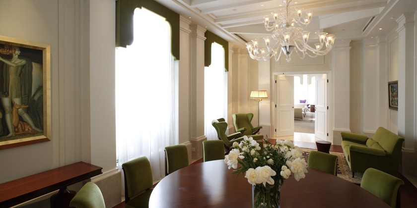 Imagen de los interiores del Hotel Lanson Place Causeway Bay, Hong Kong. Foto 10