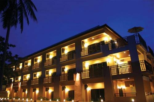 Imagen general del Hotel Lanta All Seasons Beach Resort. Foto 12