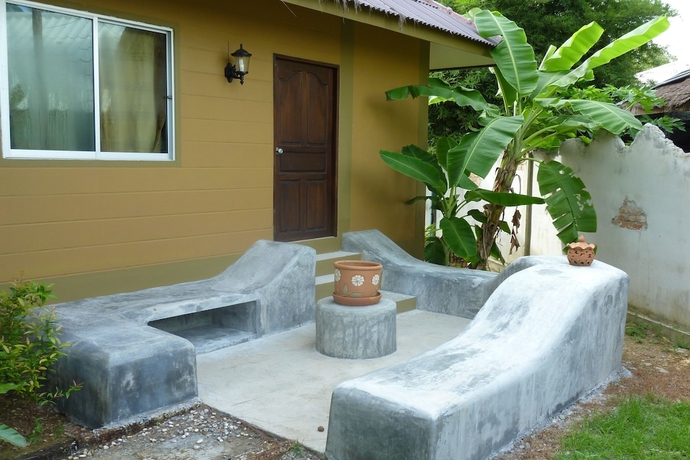 Imagen de la habitación del Hotel Lanta Castaway Beach Resort. Foto 8