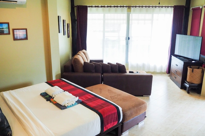 Imagen de la habitación del Hotel Lanta Castaway Beach Resort. Foto 12