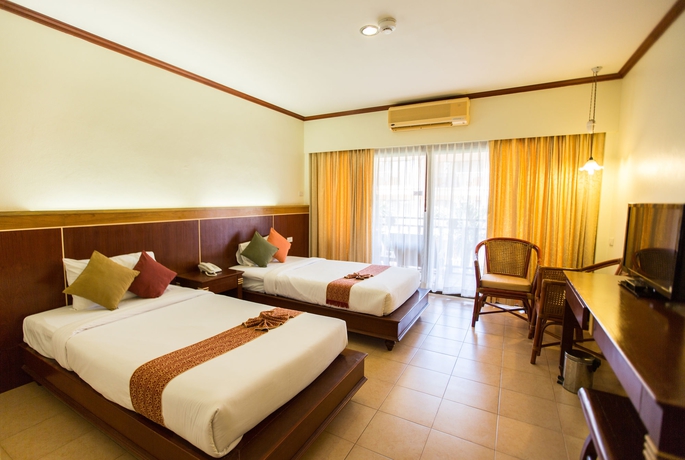 Imagen de la habitación del Hotel Lanta Casuarina Beach Resort. Foto 5