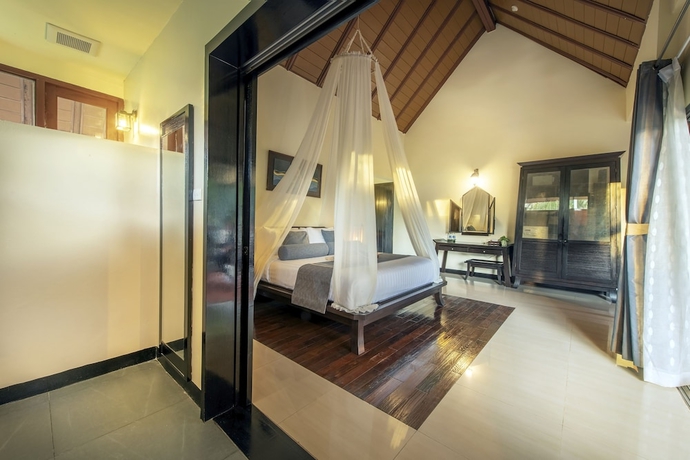 Imagen de la habitación del Hotel Lanta Cha-da Beach Resort. Foto 15