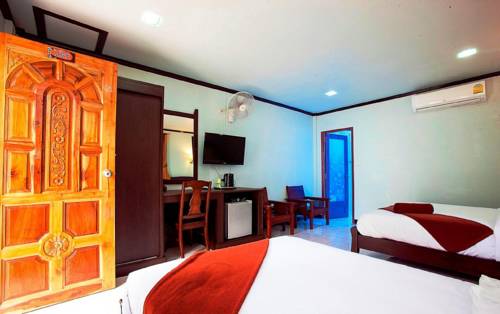 Imagen de la habitación del Hotel Lanta Coral Beach Resort. Foto 12