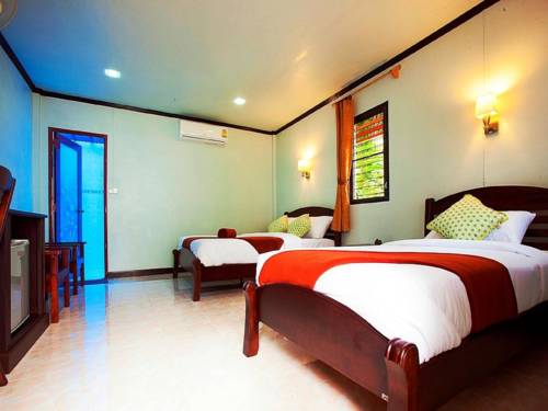 Imagen de la habitación del Hotel Lanta Coral Beach Resort. Foto 16