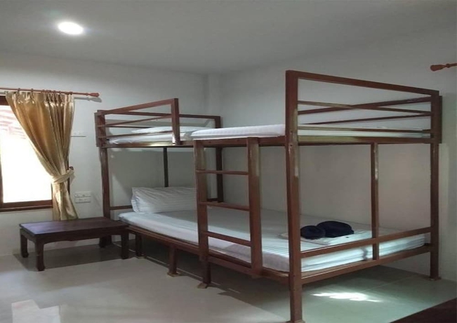 Imagen de la habitación del Hotel Lanta Cottage. Foto 13