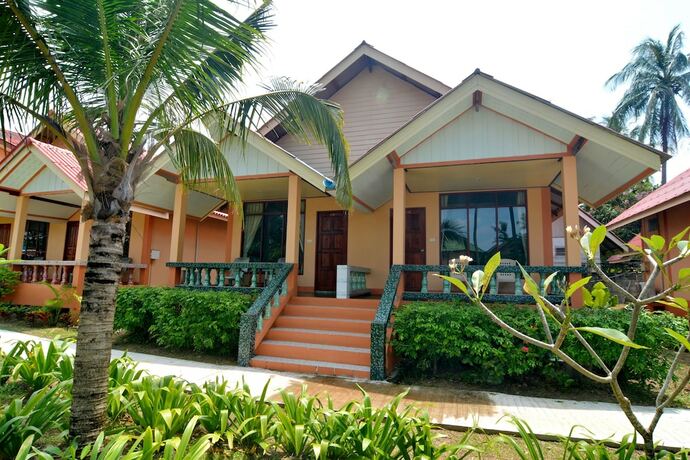 Imagen de la habitación del Hotel Lanta Emerald Bungalow. Foto 17