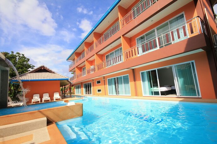 Imagen general del Hotel Lanta Fevrier Resort. Foto 1