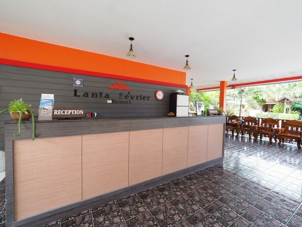 Imagen de los interiores del Hotel Lanta Fevrier Resort. Foto 20