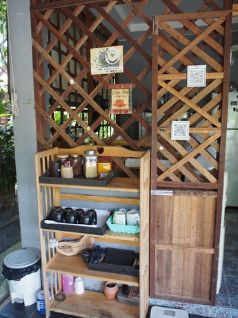 Imagen del bar/restaurante del Hotel Lanta Happy Hill Resort. Foto 2
