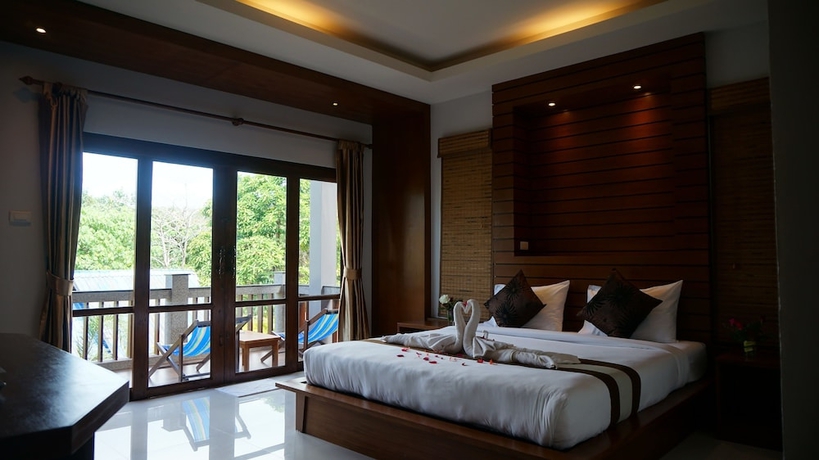Imagen de la habitación del Hotel Lanta Intanin Resort. Foto 4