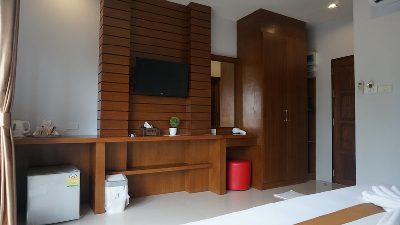 Imagen de la habitación del Hotel Lanta Intanin Resort. Foto 9