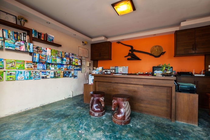 Imagen del bar/restaurante del Hotel Lanta Klong Nin Beach Resort. Foto 2
