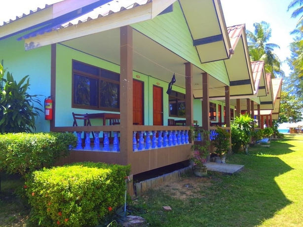 Imagen de la habitación del Hotel Lanta L.D. Beach Bungalows. Foto 5