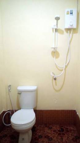 Imagen de la habitación del Hotel Lanta Maikeaw Bungalow. Foto 5