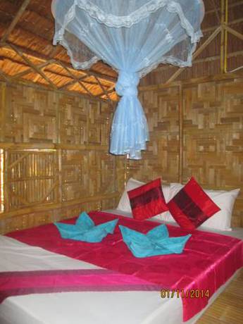 Imagen de la habitación del Hotel Lanta Maikeaw Bungalow. Foto 9