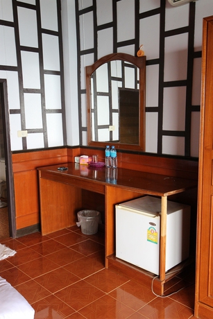 Imagen de la habitación del Hotel Lanta Marine Park View Resort. Foto 4