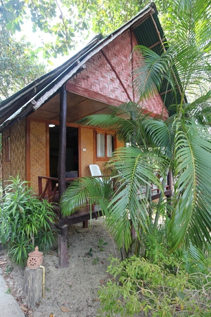 Imagen de la habitación del Hotel Lanta Marine Park View Resort. Foto 7