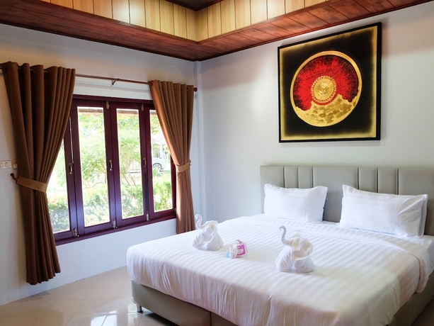 Imagen de la habitación del Hotel Lanta Mermaid Beachfront Resort. Foto 13