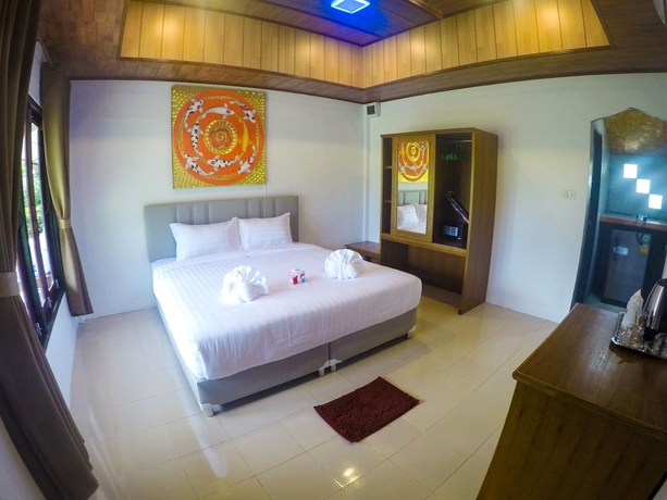 Imagen de la habitación del Hotel Lanta Mermaid Beachfront Resort. Foto 14