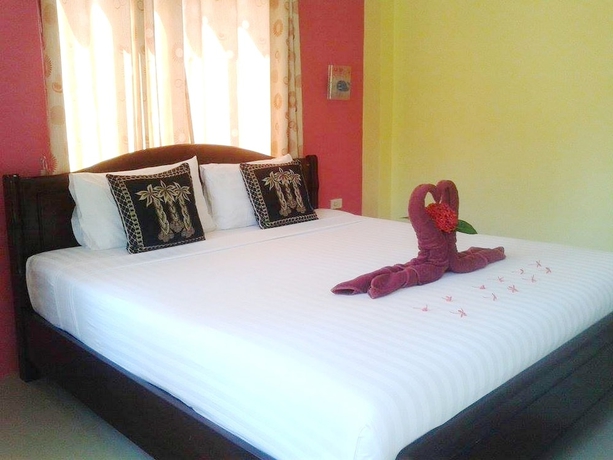 Imagen de la habitación del Hotel Lanta New Beach Bungalows. Foto 13