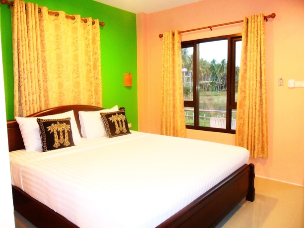 Imagen de la habitación del Hotel Lanta New Beach Bungalows. Foto 14