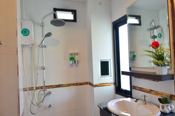 Imagen de la habitación del Hotel Lanta Nice Beach House. Foto 5