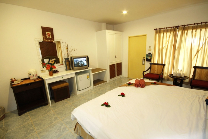 Imagen de la habitación del Hotel Lanta Palace Beach Resort and Spa. Foto 3