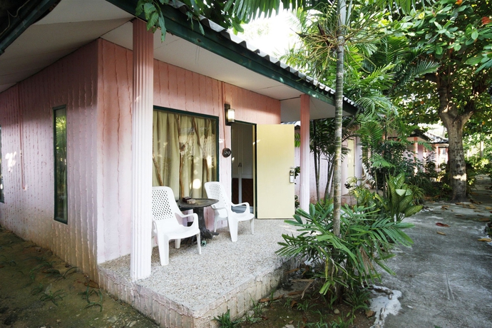 Imagen de los exteriores del Hotel Lanta Palace Beach Resort and Spa. Foto 15