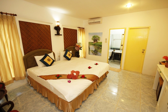 Imagen de la habitación del Hotel Lanta Palace Beach Resort and Spa. Foto 12