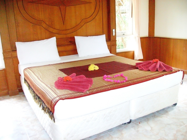 Imagen de la habitación del Hotel Lanta Palm Beach Resort. Foto 14