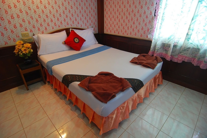 Imagen de la habitación del Hotel Lanta Paradise Beach Resort. Foto 2