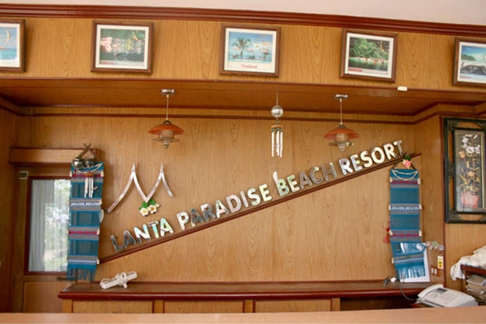 Imagen de los interiores del Hotel Lanta Paradise Beach Resort. Foto 19