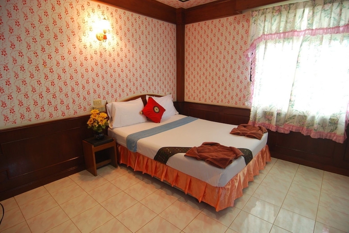 Imagen de la habitación del Hotel Lanta Paradise Beach Resort. Foto 14