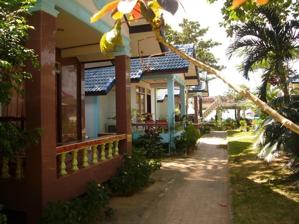 Imagen de la habitación del Hotel Lanta Paradise Beach Resort. Foto 17
