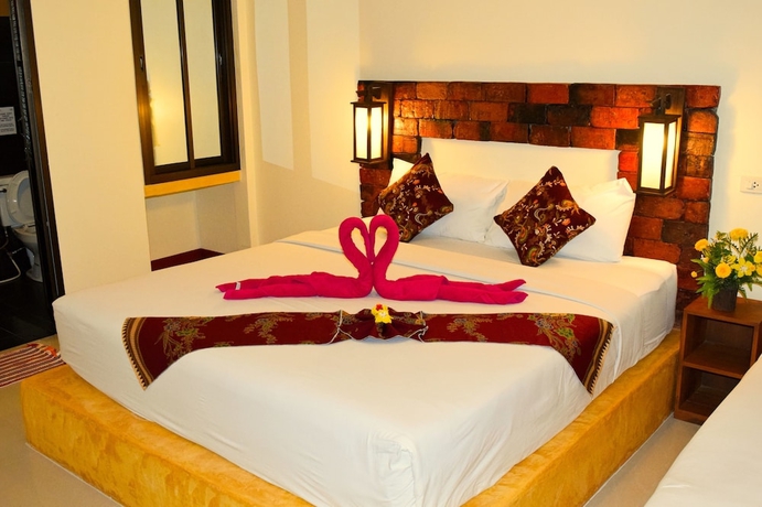 Imagen de la habitación del Hotel Lanta Pearl Beach Resort. Foto 14