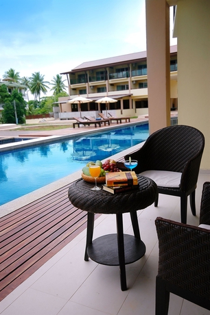 Imagen de la habitación del Hotel Lanta Pura Beach Resort. Foto 4