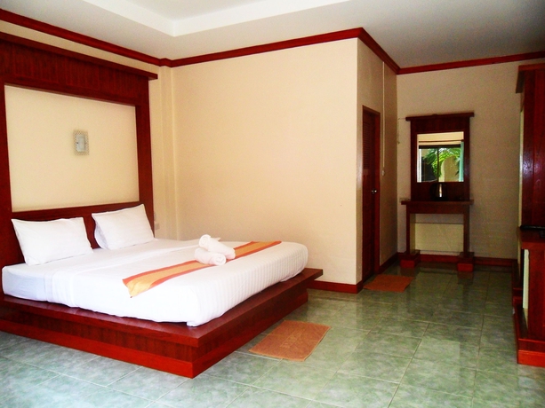 Imagen de la habitación del Hotel Lanta Riviera Resort. Foto 9