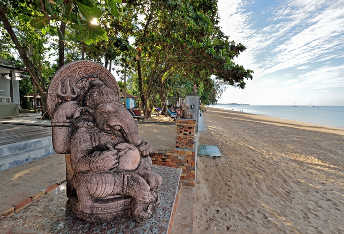 Imagen de los exteriores del Hotel Lanta Sand Resort and Spa. Foto 15